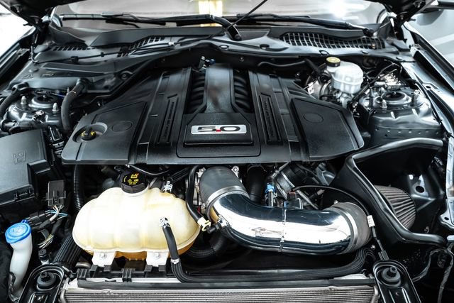 Used 2021 Ford Mustang GT RWD image 30