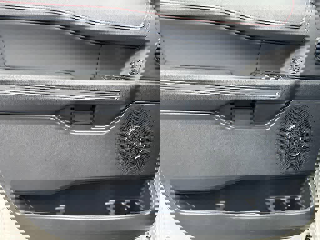 New 2024 Ford Expedition Limited image 11