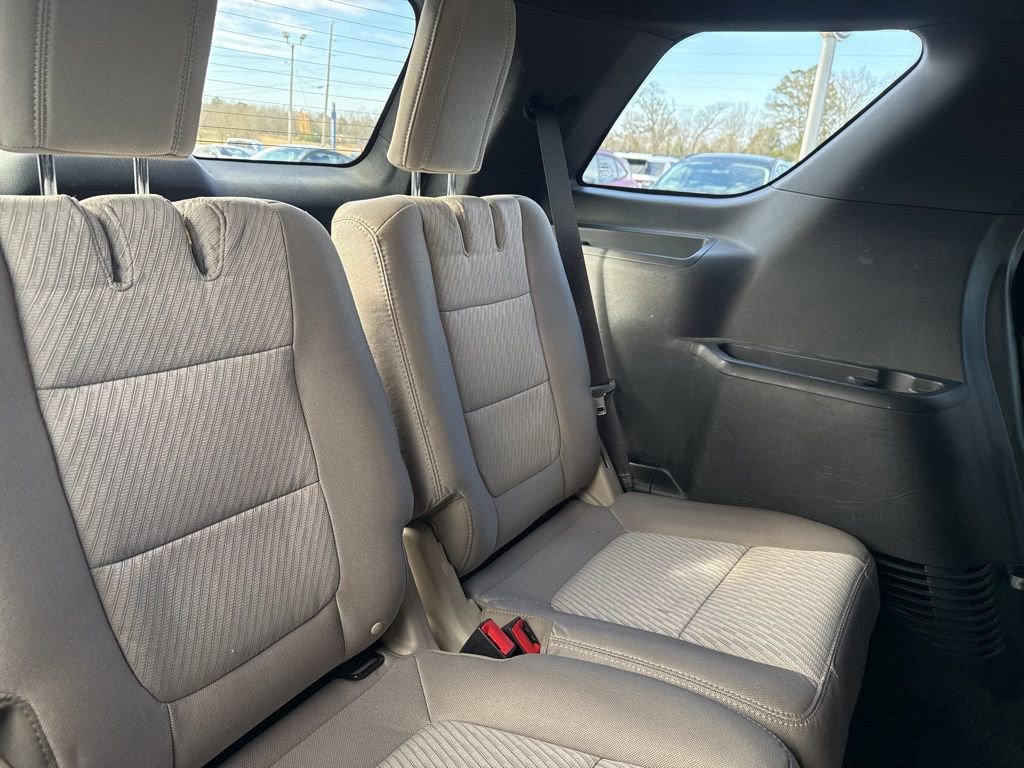 Used 2018 Ford Explorer FWD image 13