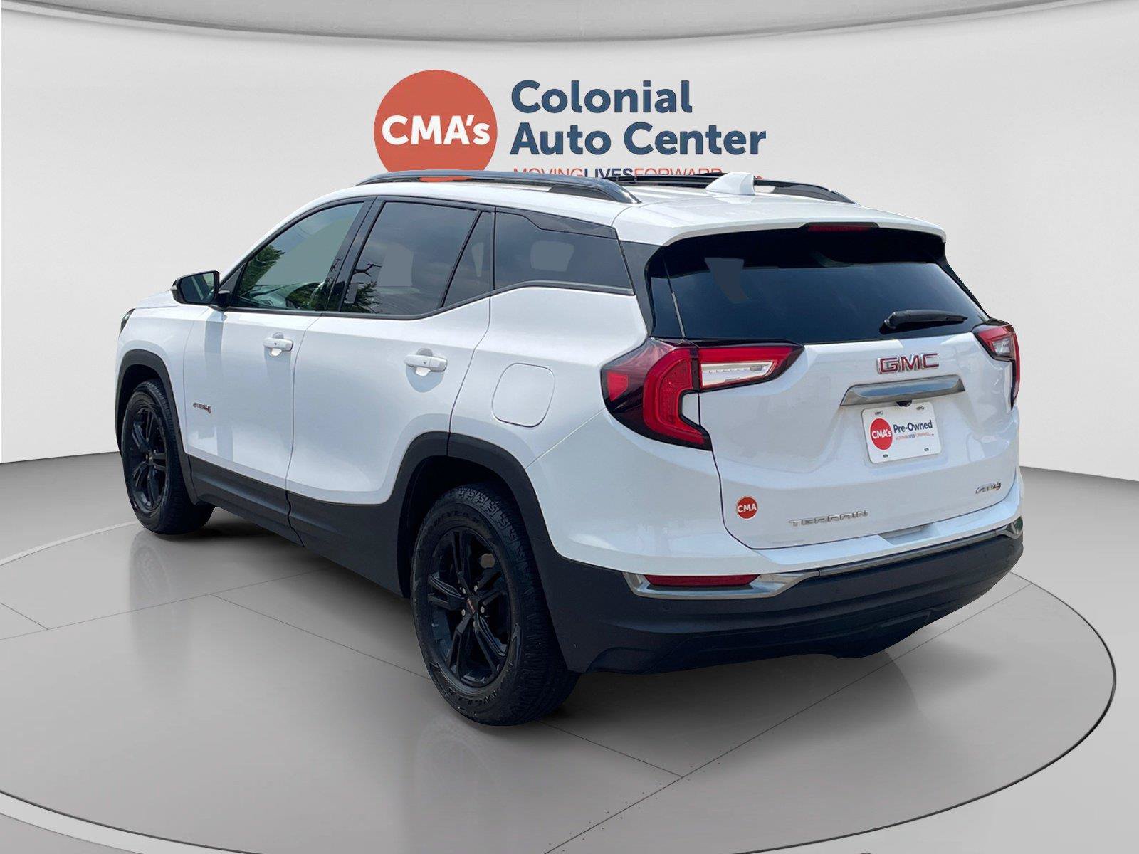 Used 2023 GMC Terrain AT4 w/ Tech Package AWD/4WD image 3