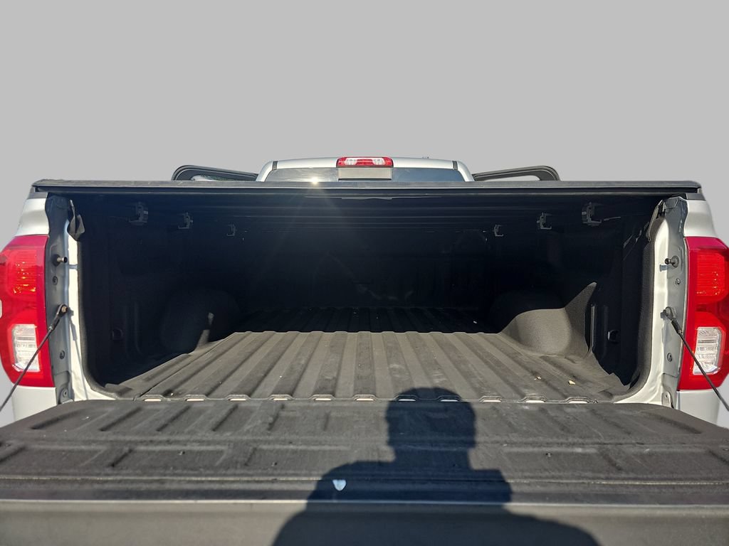 Used 2018 Chevrolet Silverado 1500 LTZ Z71 w/ LTZ Plus Package AWD/4WD image 15