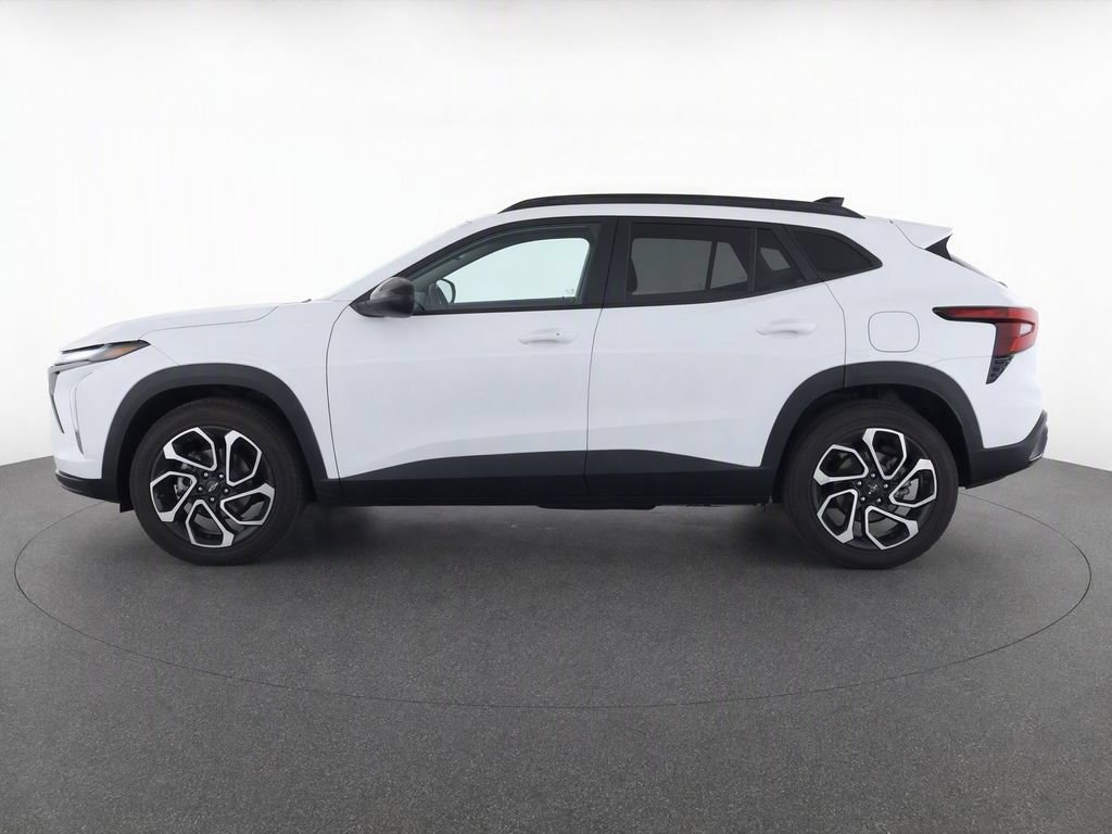 Certified 2024 Chevrolet Trax RS w/ Sunroof Package FWD image 5