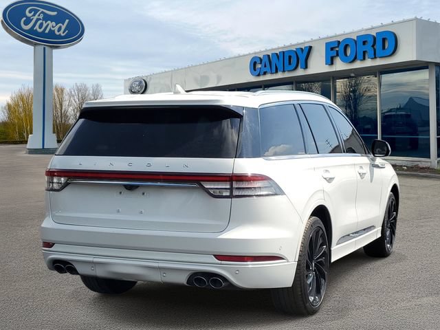 Used 2021 Lincoln Aviator Reserve AWD/4WD image 4