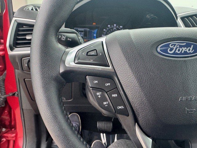 Used 2024 Ford Edge SEL w/ Convenience Package image 13