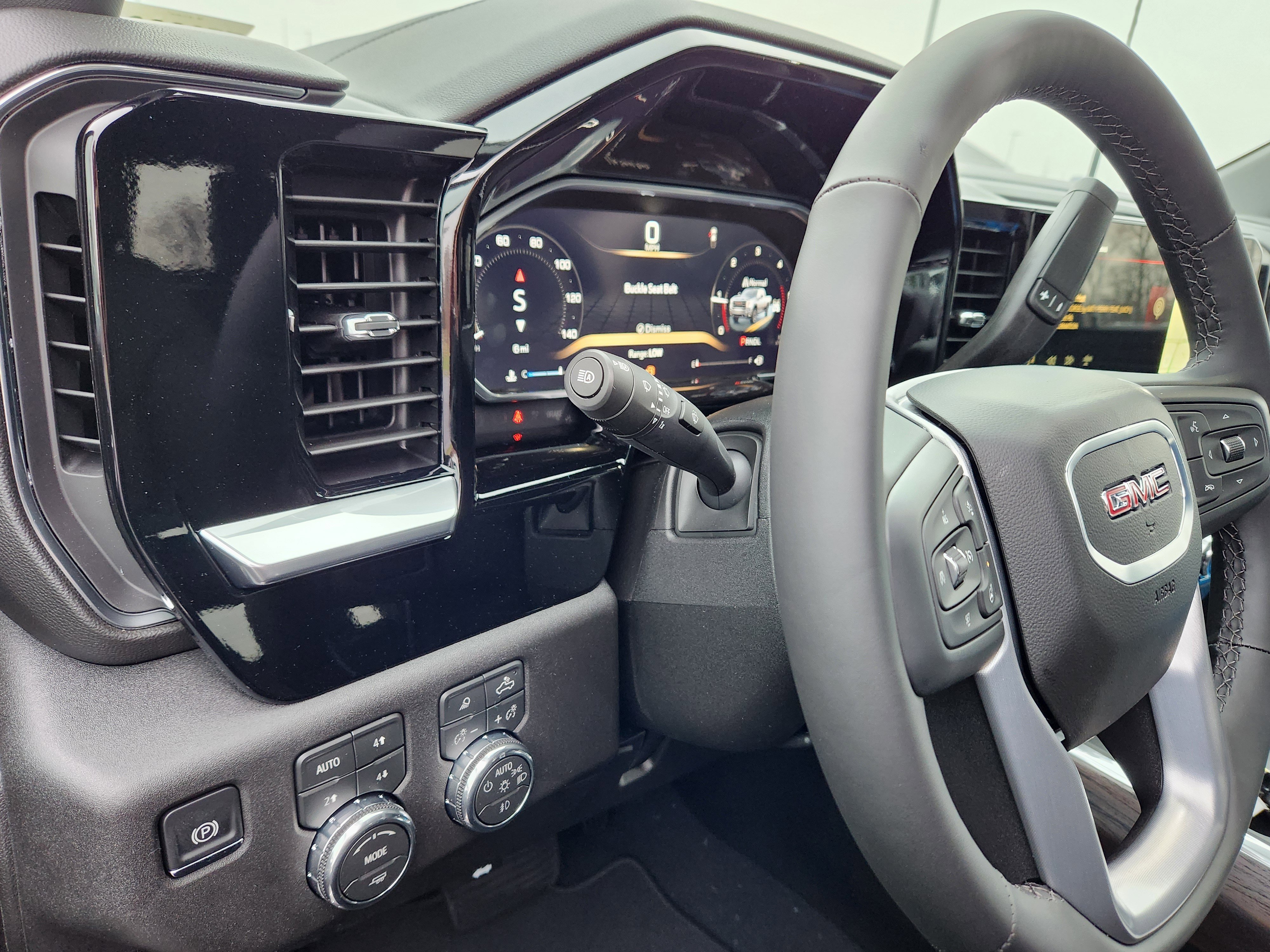 New 2026 GMC Sierra 2500 SLT w/ SLT Premium Package image 16