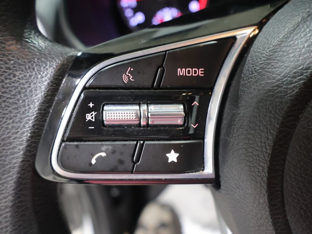 Used 2023 Kia Forte LXS w/ LXS Technology Package FWD image 32