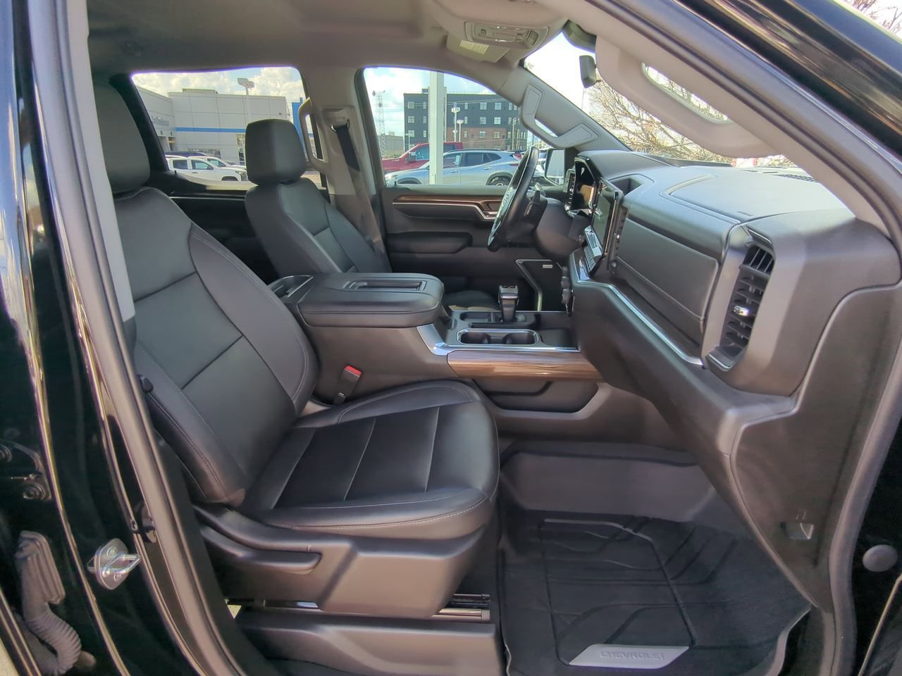 Used 2022 Chevrolet Silverado 1500 RST w/ Redline Edition image 29