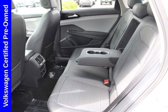 Used 2024 Volkswagen Taos SE AWD/4WD image 24