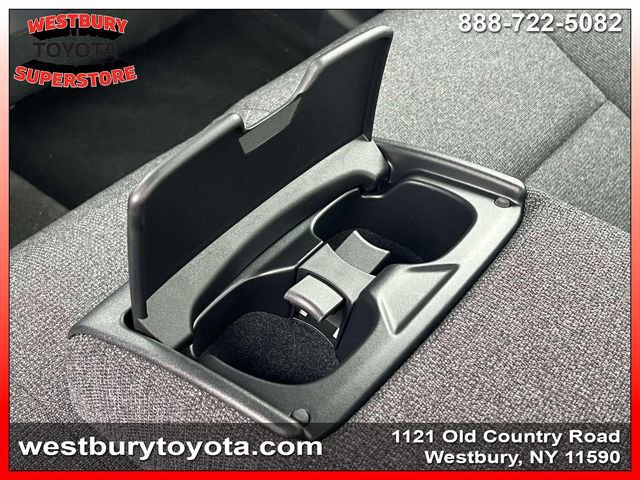 Certified 2023 Toyota Crown AWD/4WD image 18