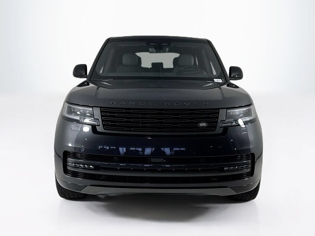 Used 2025 Land Rover Range Rover SE AWD/4WD image 8