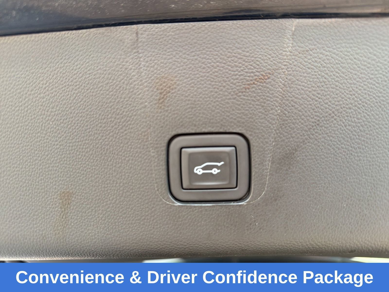 Used 2023 Chevrolet Traverse LT image 21