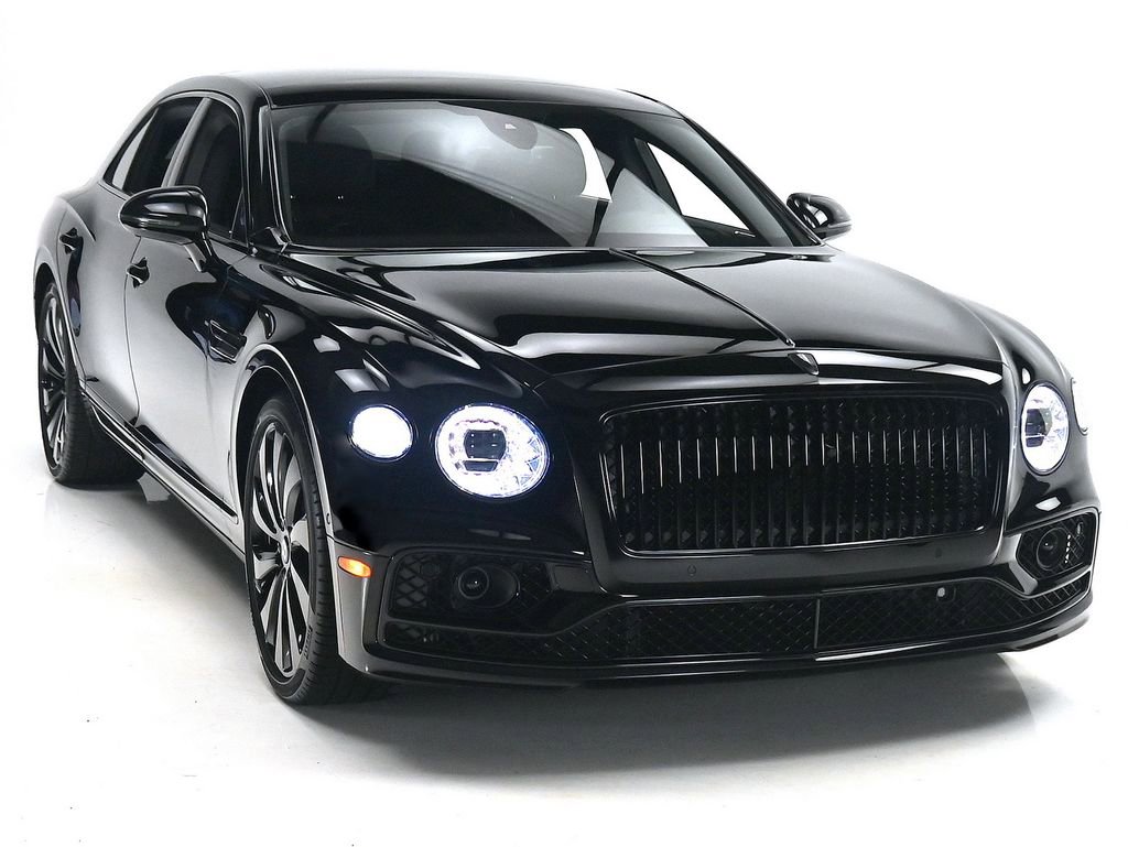 Used 2022 Bentley Flying Spur V8 AWD/4WD image 3