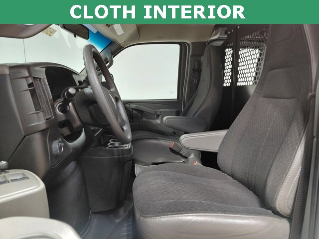 Used 2024 GMC Savana 2500 w/ Driver Convenience Package image 2