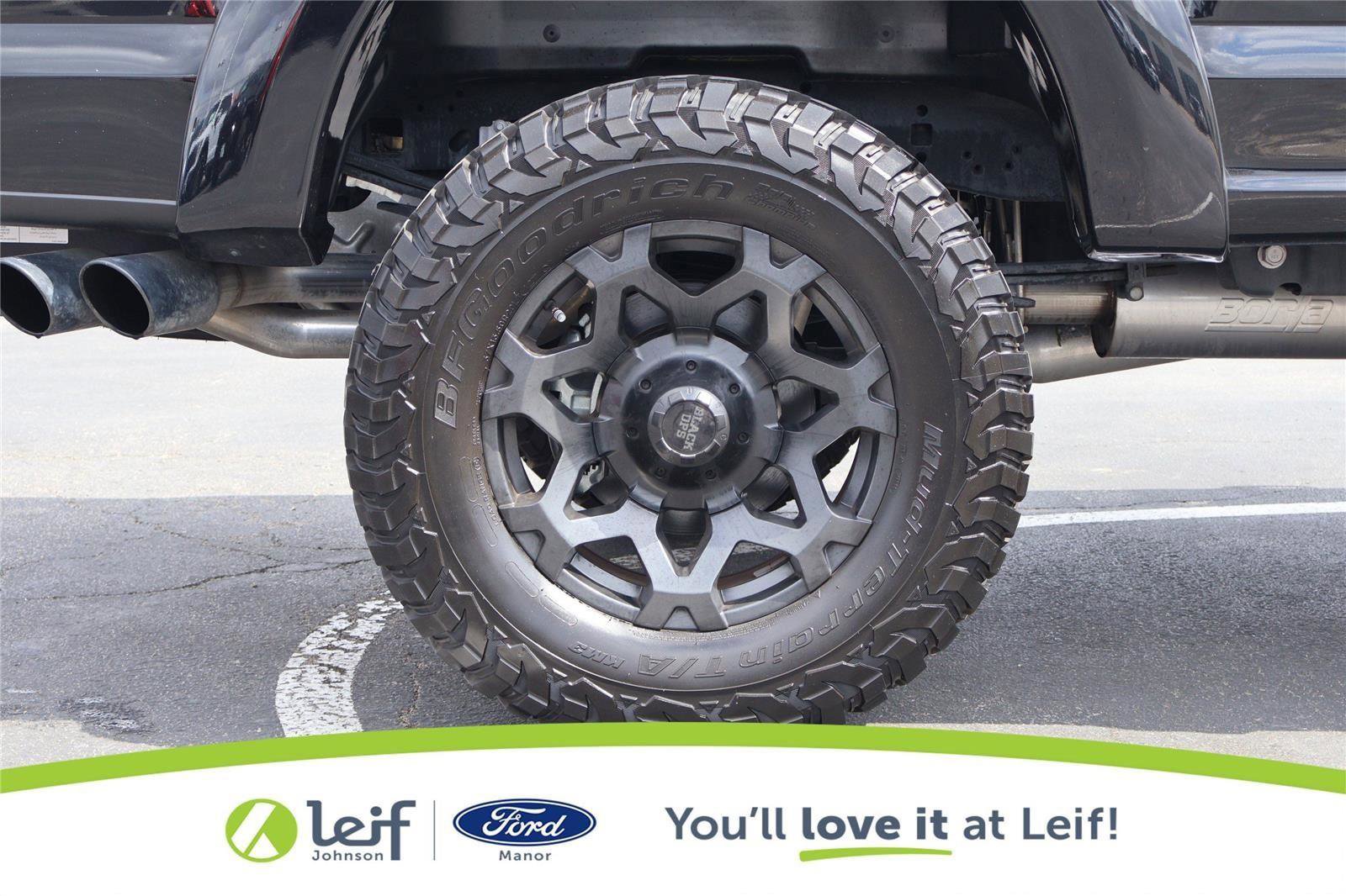 Used 2022 Ford F250 Lariat w/ Lariat Ultimate Package AWD/4WD image 11