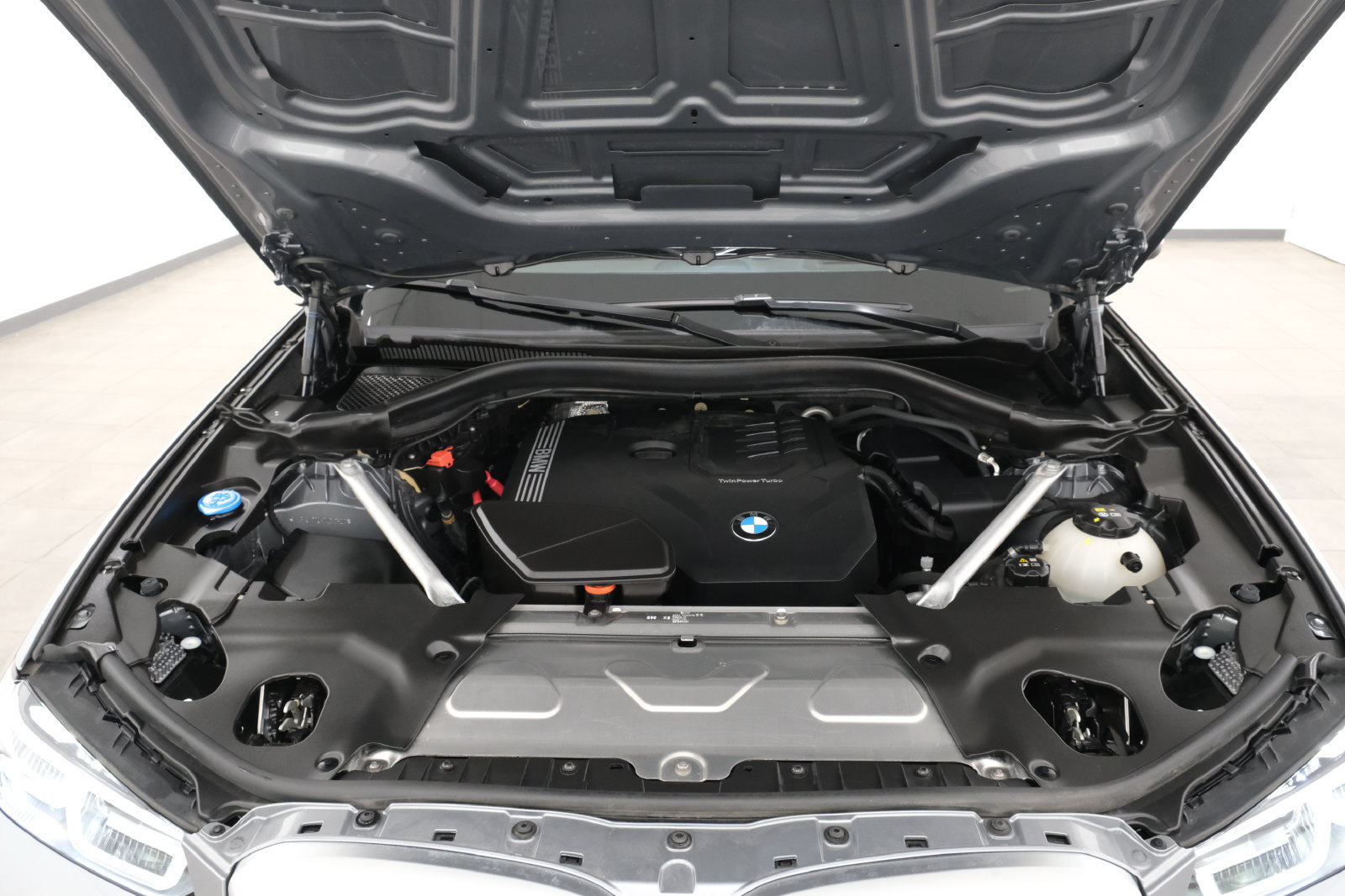 Used 2024 BMW X3 xDrive30i w/ Premium Package w/ZPA AWD/4WD image 42