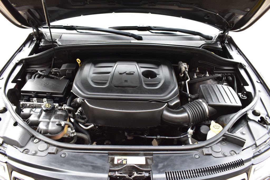 Used 2020 Jeep Grand Cherokee Overland RWD image 12