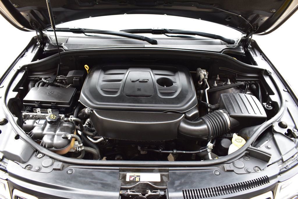 Used 2020 Jeep Grand Cherokee Overland image 12