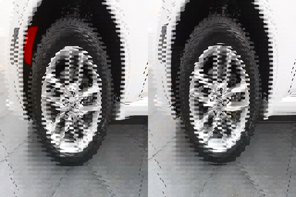 Used 2021 Dodge Durango GT image 29