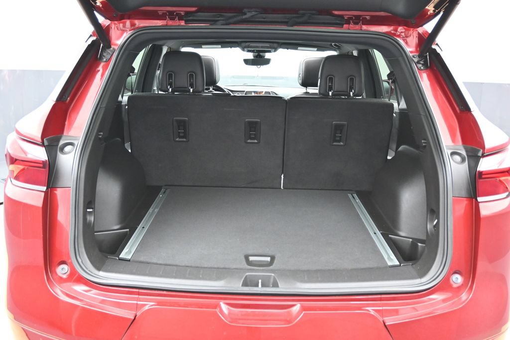 Used 2019 Chevrolet Blazer Premier w/ Sun and Wheels Package FWD image 15