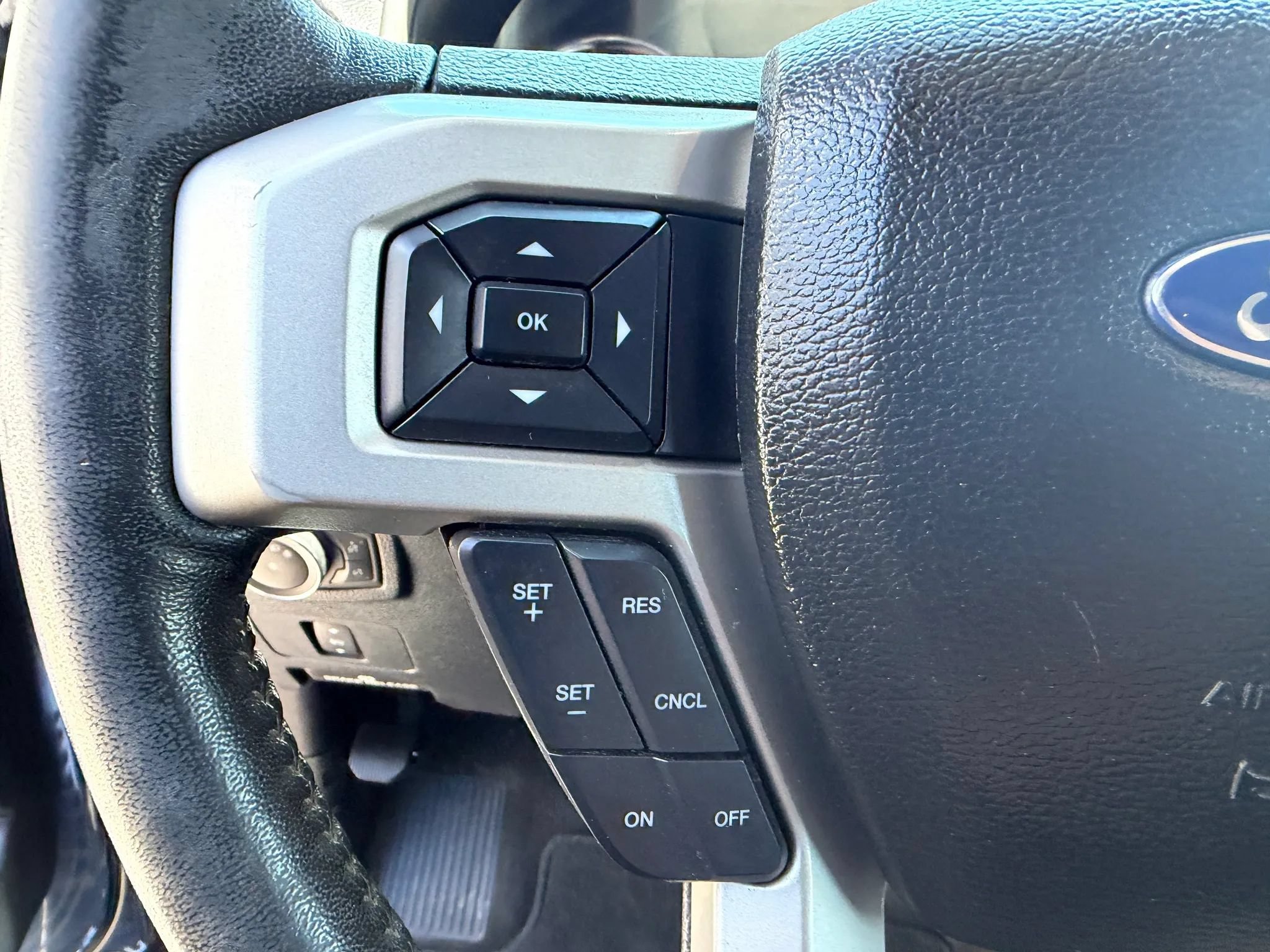 Used 2017 Ford F250 Lariat w/ Chrome Package AWD/4WD image 22