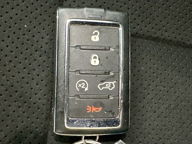 Used 2023 Jeep Grand Cherokee Altitude image 17