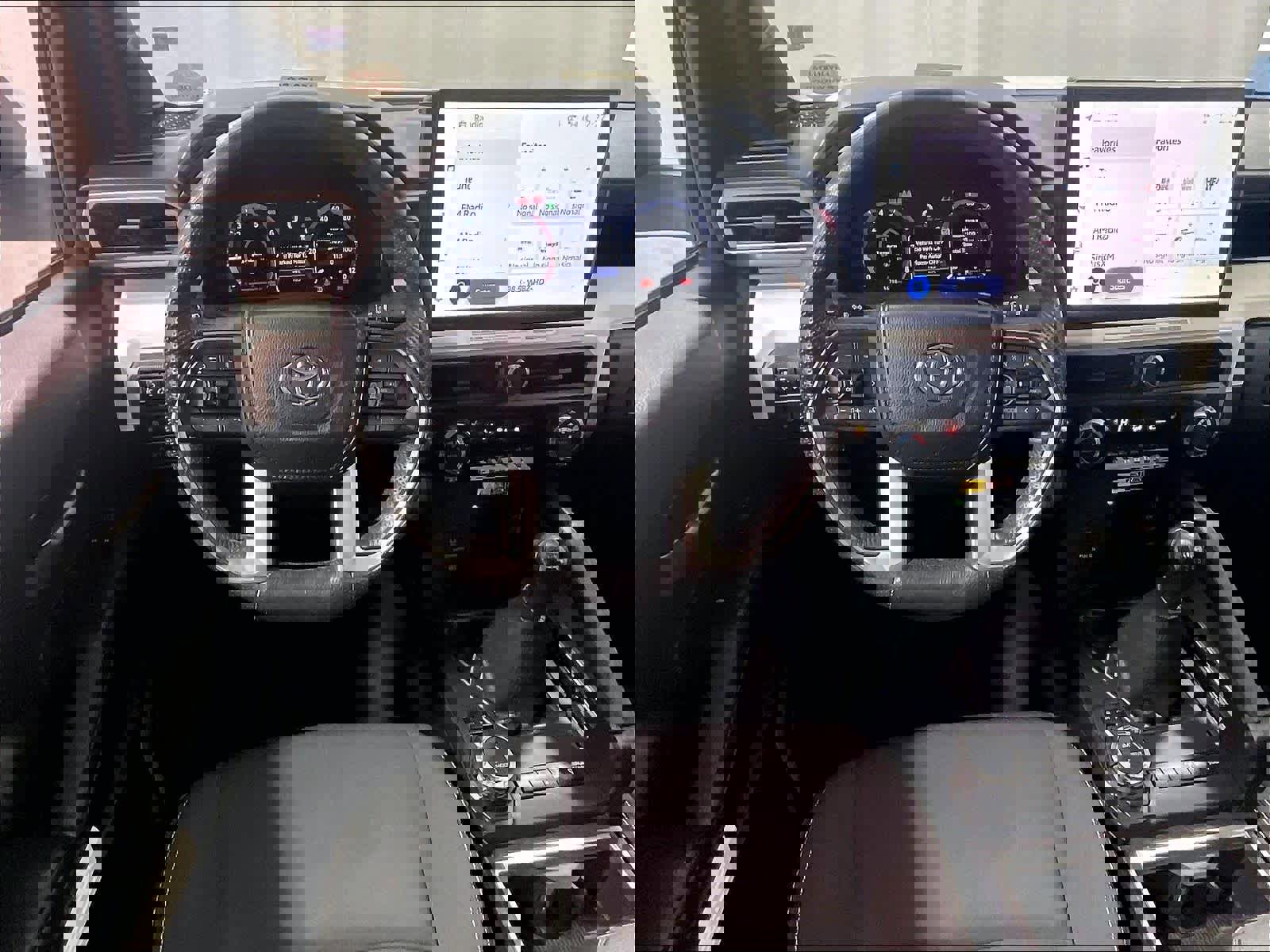 Used 2024 Toyota Tacoma TRD Off-Road w/ TRD Off Road Upgrade Package image 17