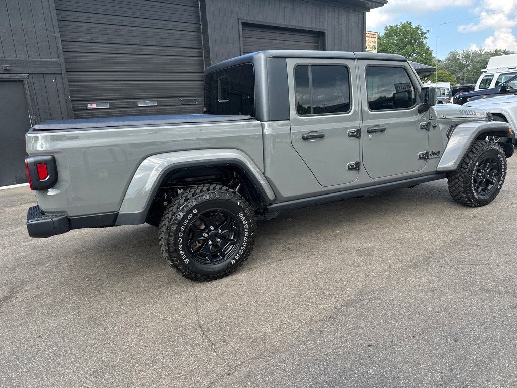 Used 2022 Jeep Gladiator Willys image 3