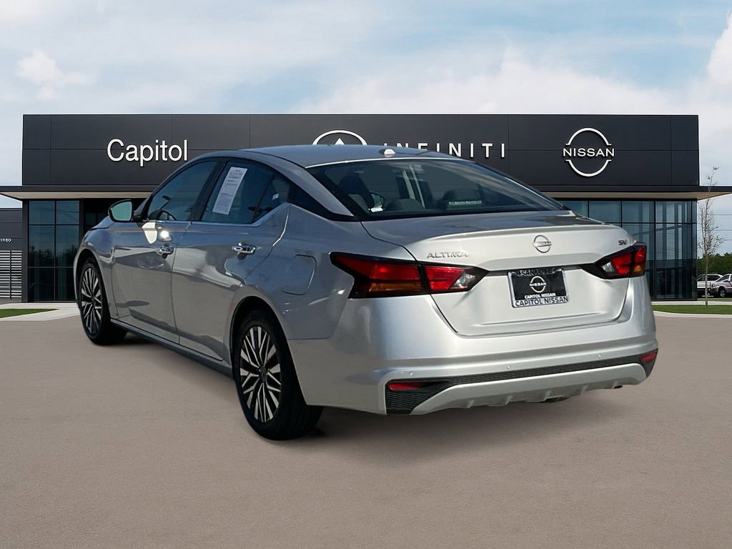Used 2023 Nissan Altima 2.5 SV image 7