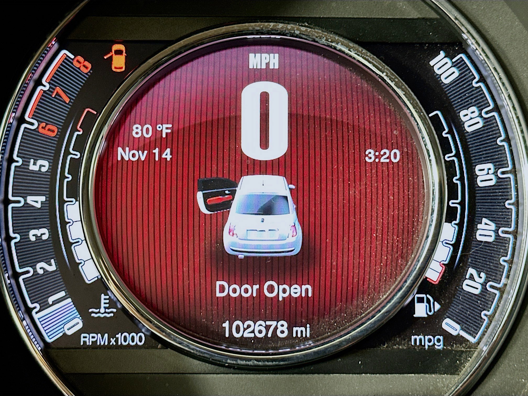 Used 2017 FIAT 500 Pop w/ Red Roof & Mirror Cap Package image 18