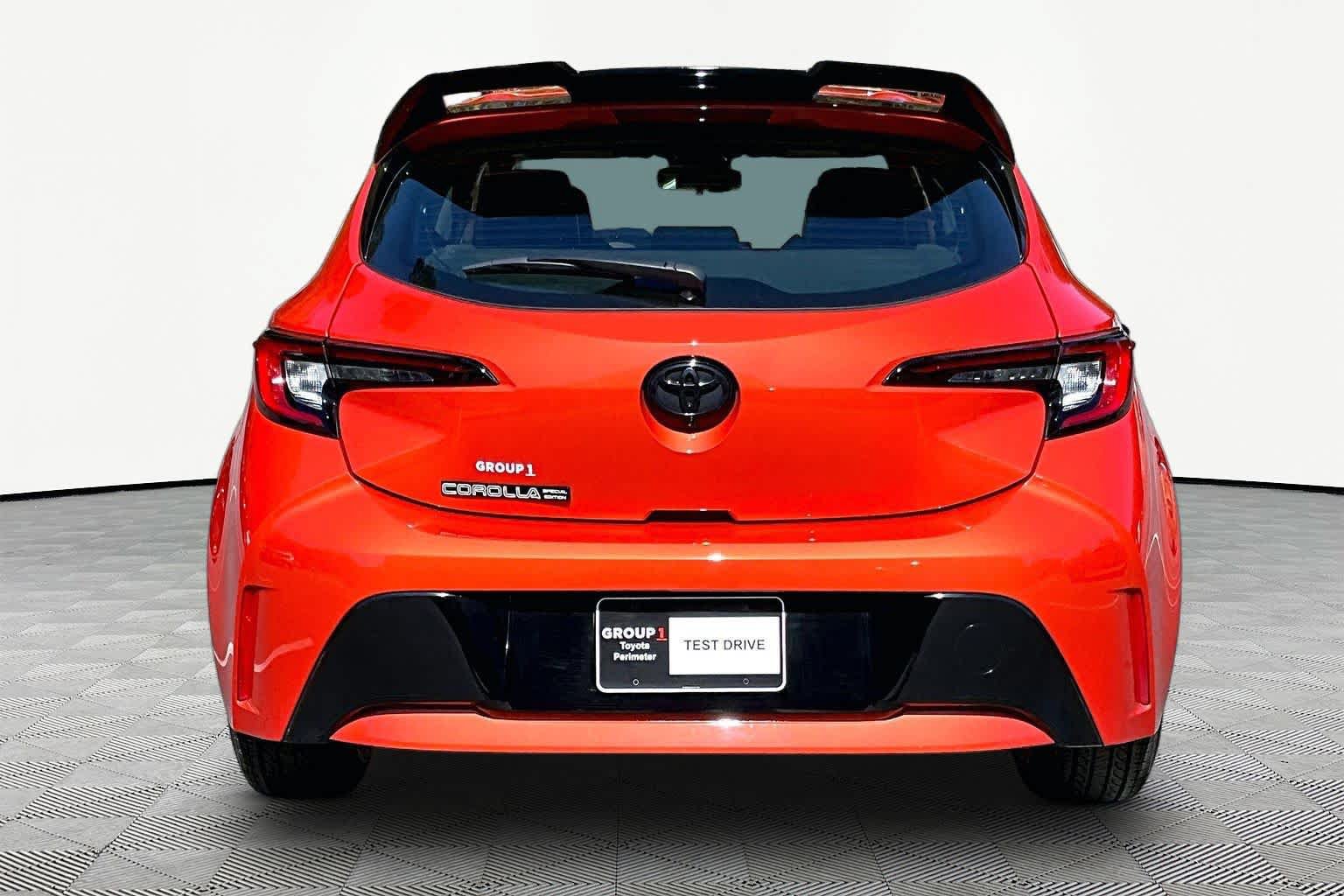 Certified 2026 Toyota Corolla SE FWD image 5