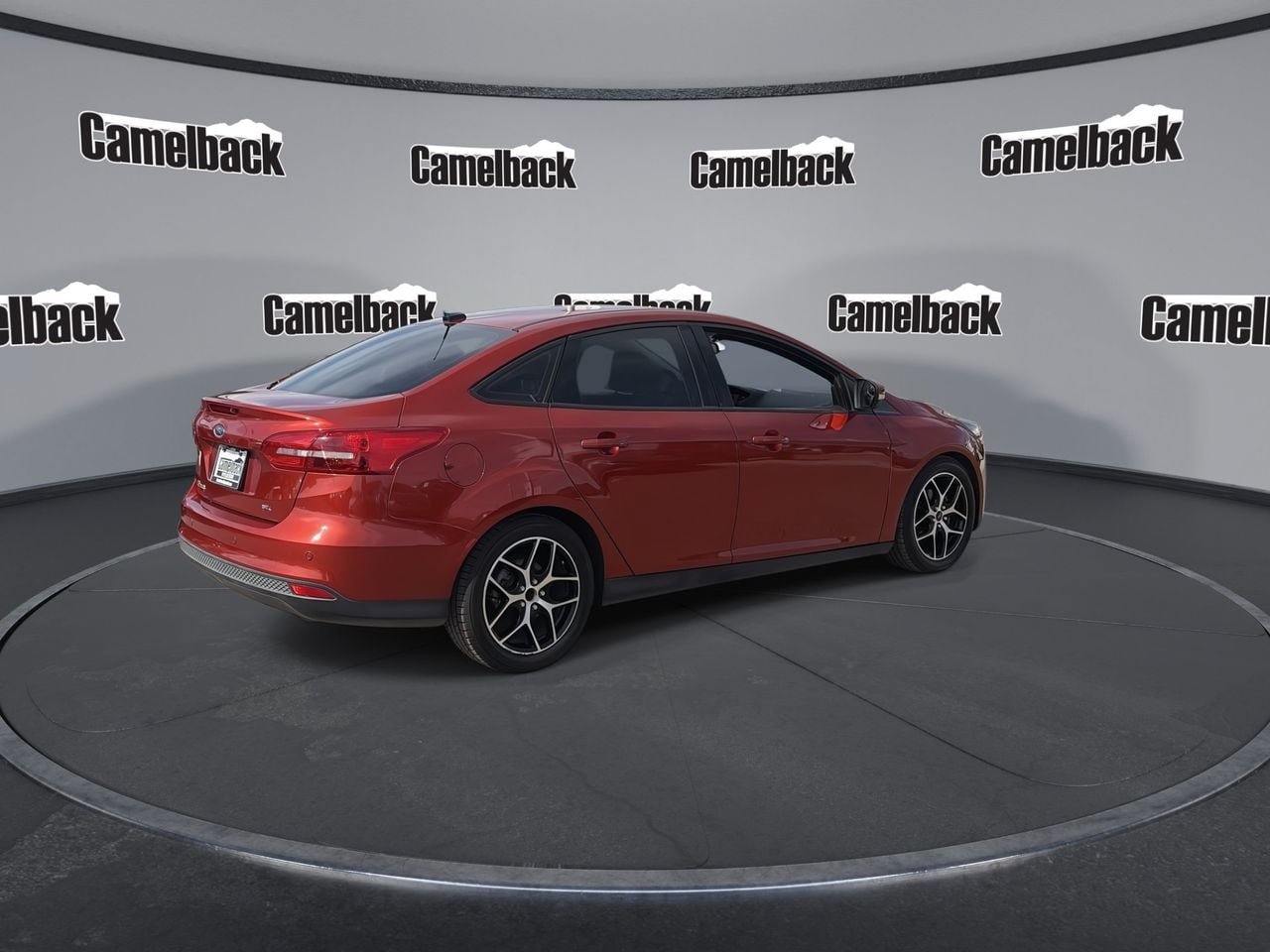 Used 2018 Ford Focus SEL FWD image 7