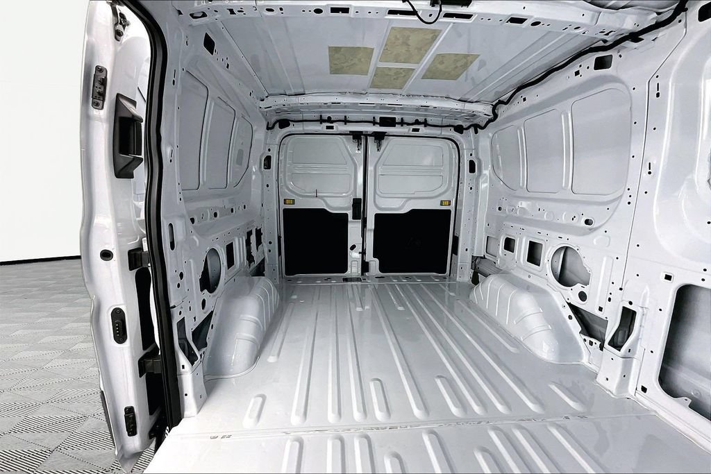 Used 2026 Ford Transit 150 Low Roof RWD image 28