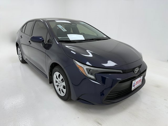 New 2026 Toyota Corolla LE image 2
