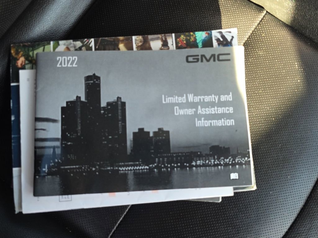 Used 2022 GMC Terrain SLT image 50