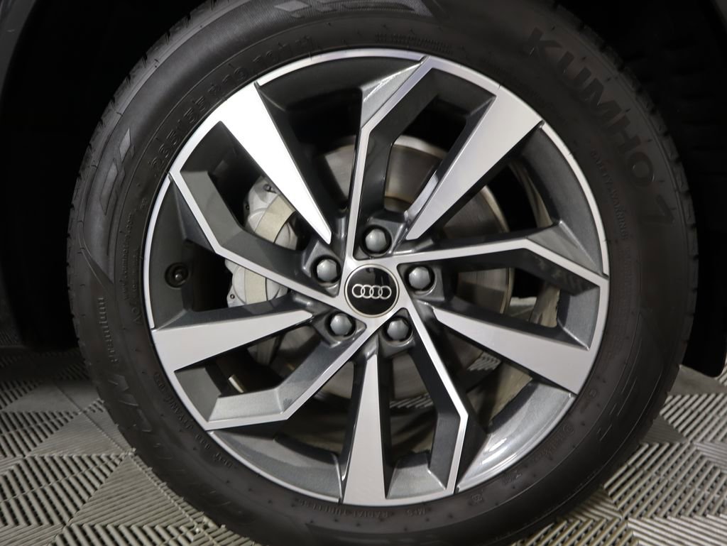 Certified 2025 Audi Q5 2.0T Premium Plus w/ Premium Plus Package image 32