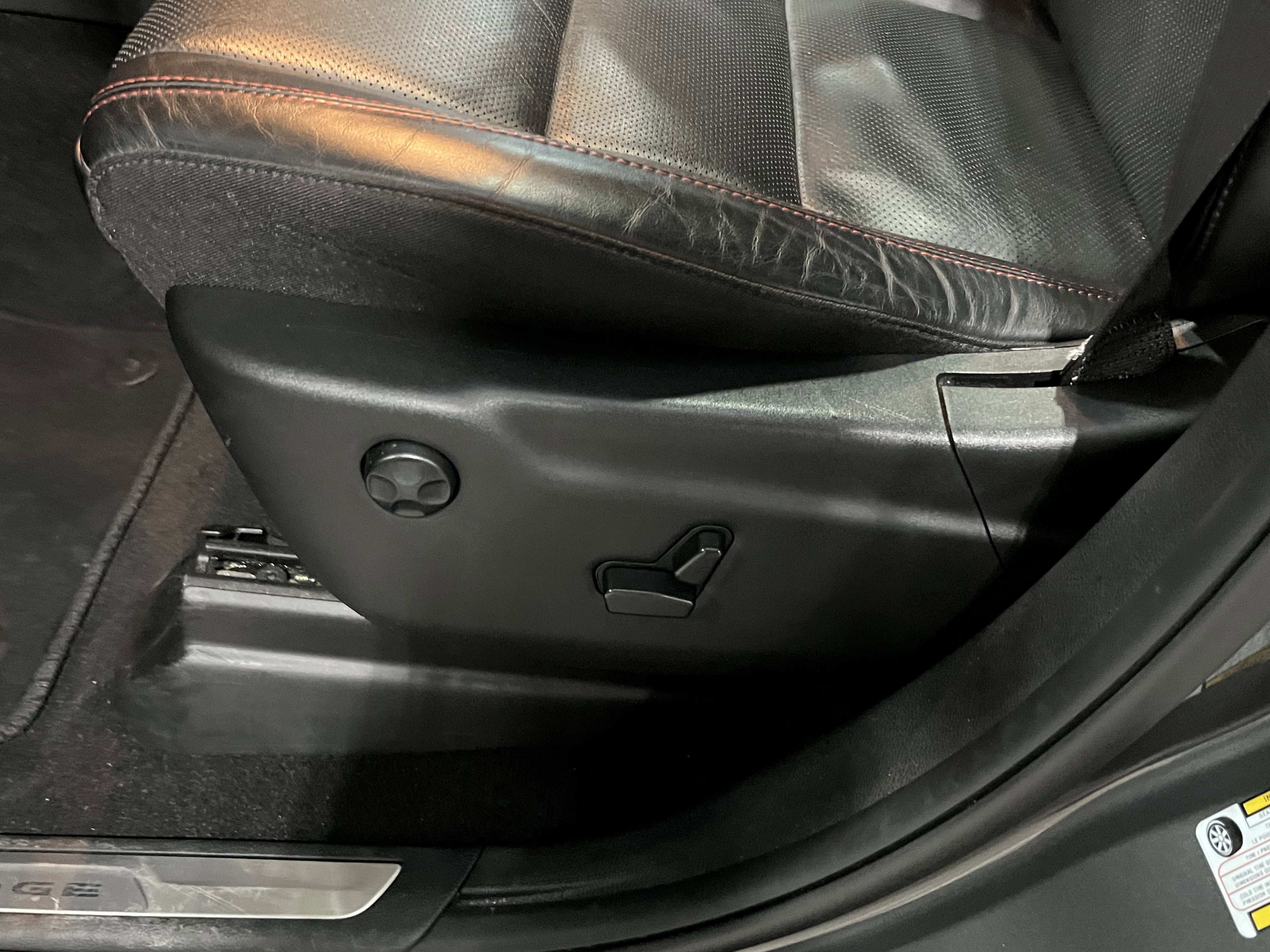 Certified 2025 Dodge Durango R/T image 17