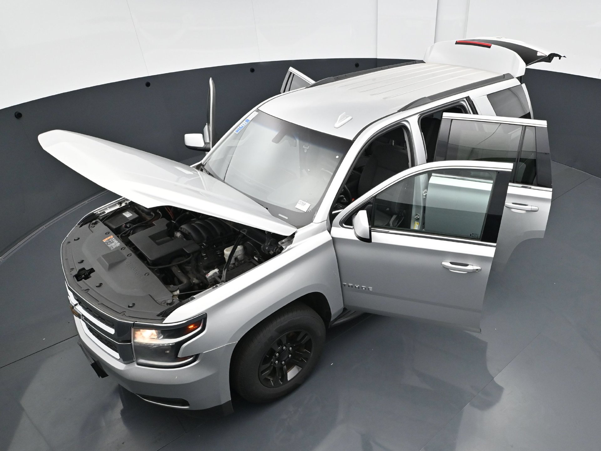 Used 2019 Chevrolet Tahoe LS AWD/4WD image 41