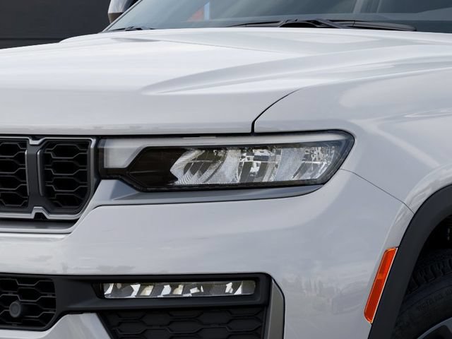 New 2026 Jeep Grand Cherokee L Limited AWD/4WD image 10