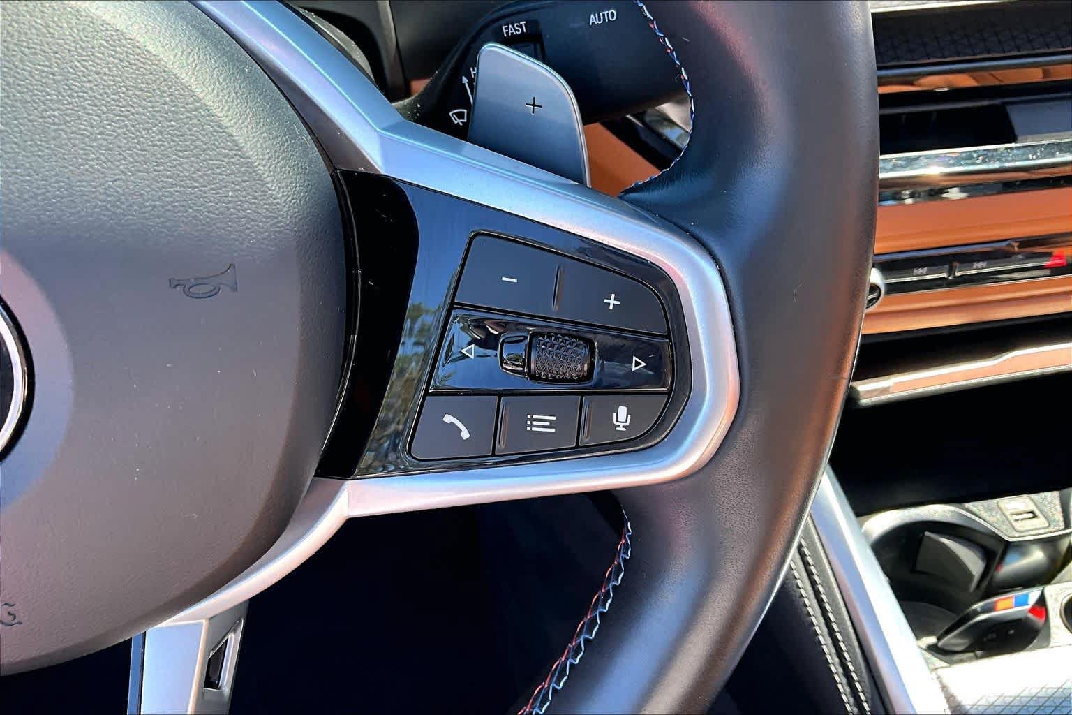 Used 2026 BMW M440i Convertible RWD image 24