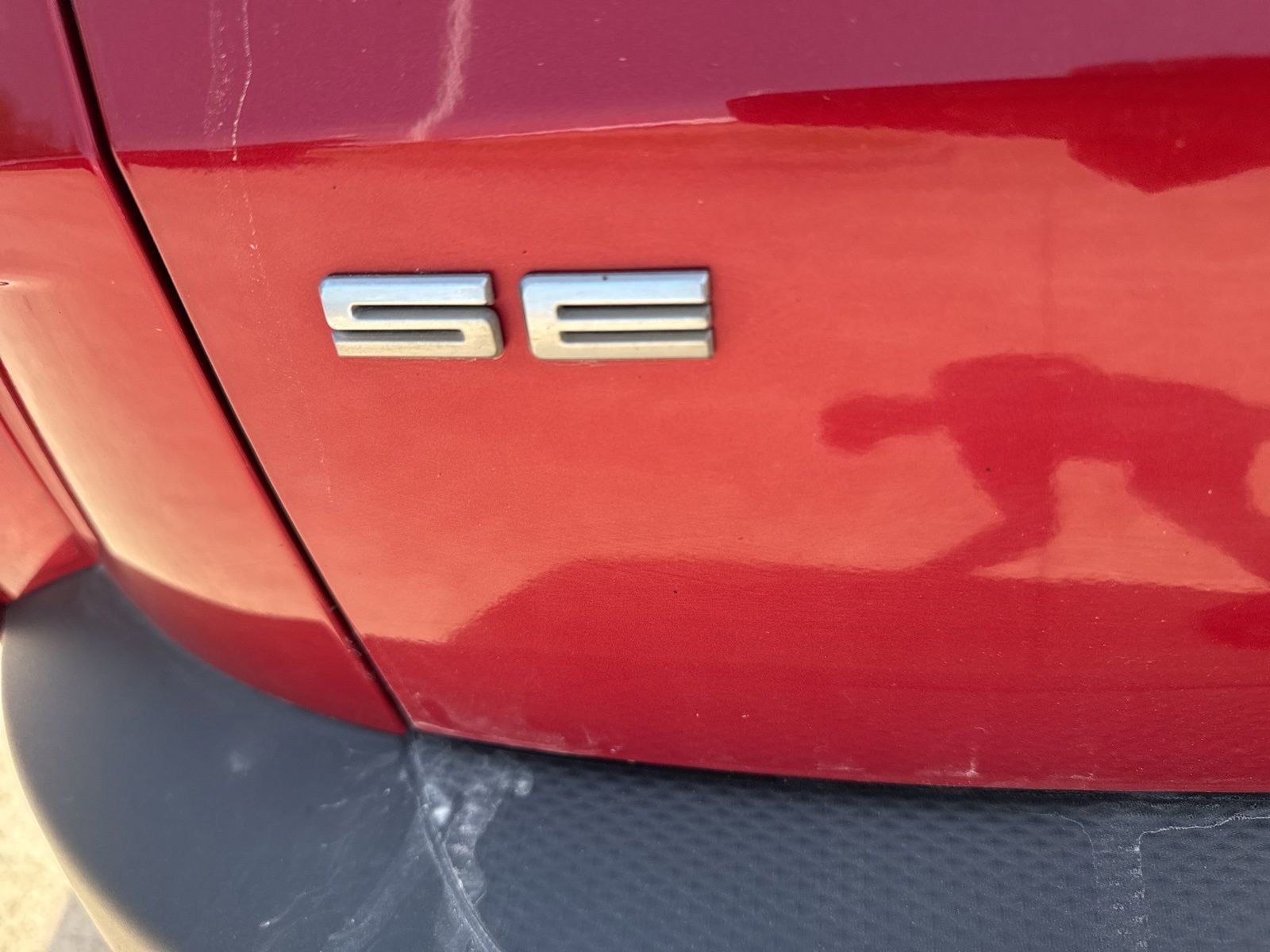 Used 2021 Ford Escape SE w/ SE Sport Appearance Package FWD image 9