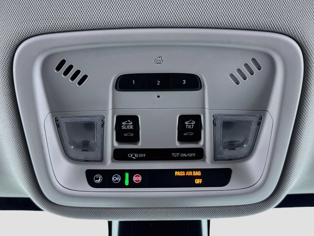 Used 2019 Chevrolet Traverse Premier w/ LPO, Blackout Package AWD/4WD image 25