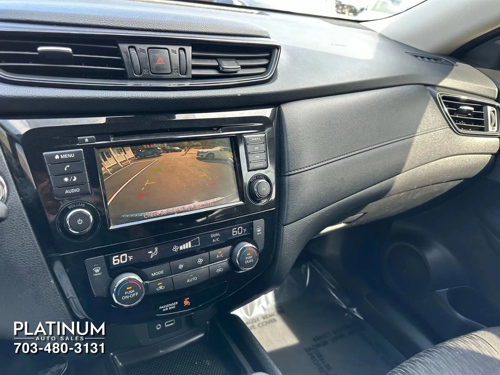 Used 2019 Nissan Rogue SV image 13