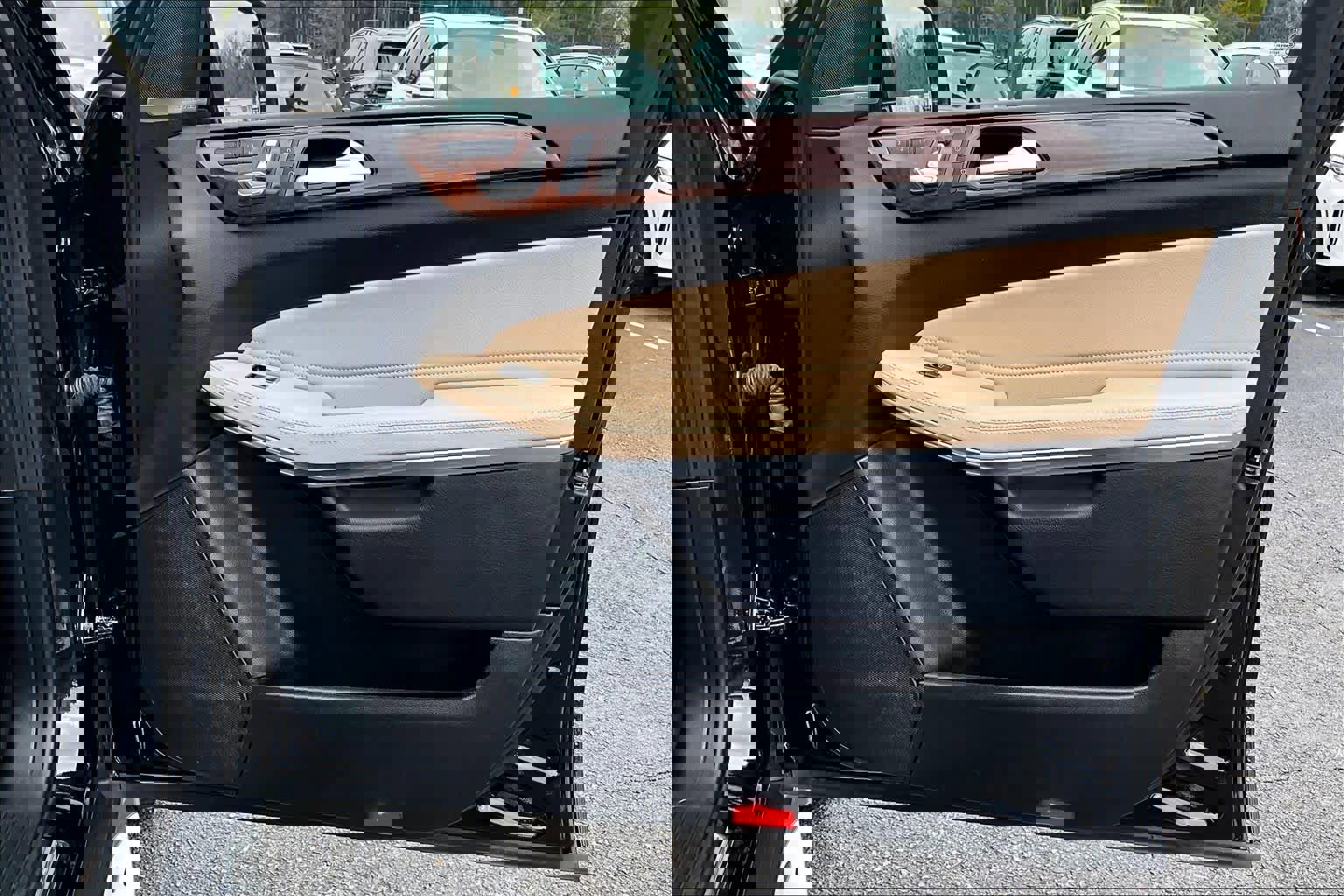 Used 2019 Mercedes-Benz GLS 550 4MATIC image 23