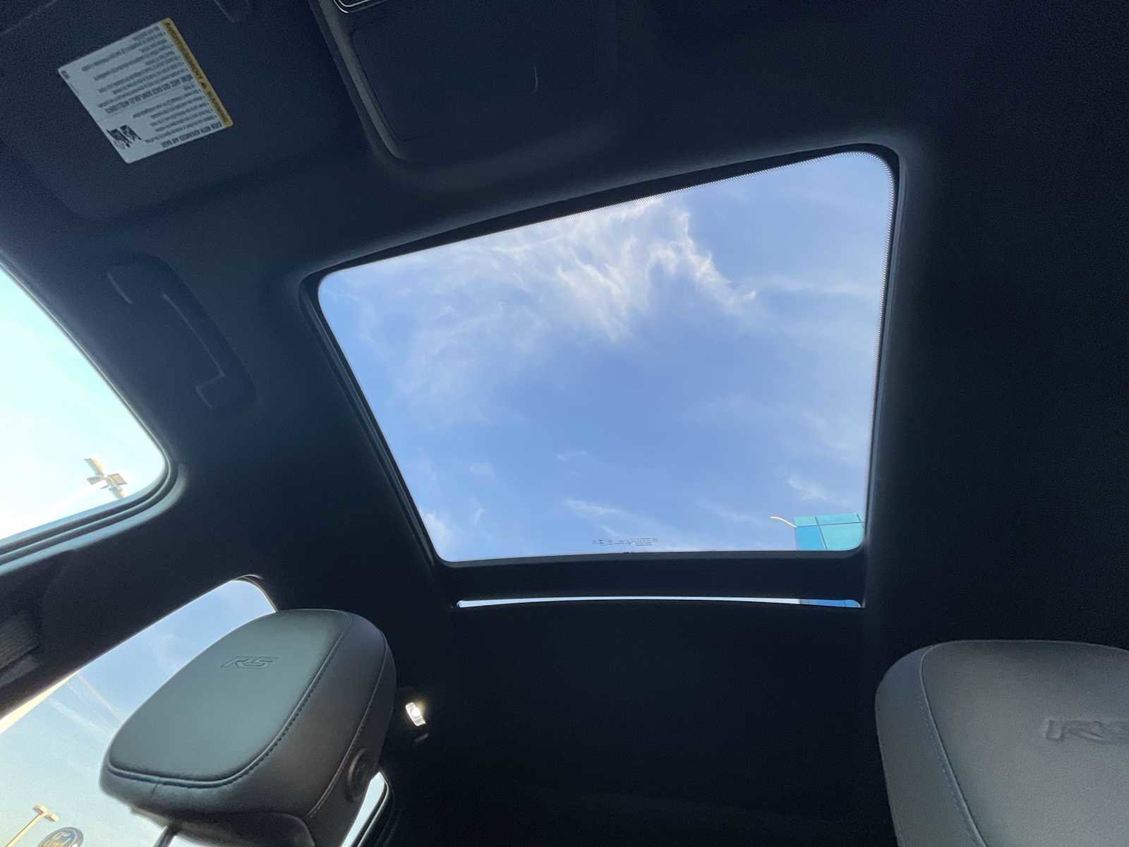 Used 2025 Chevrolet Equinox RS w/ Safety and Technology Package image 19