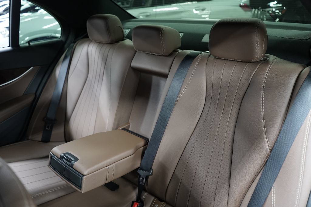 Used 2020 Mercedes-Benz E 450 4MATIC Sedan image 19