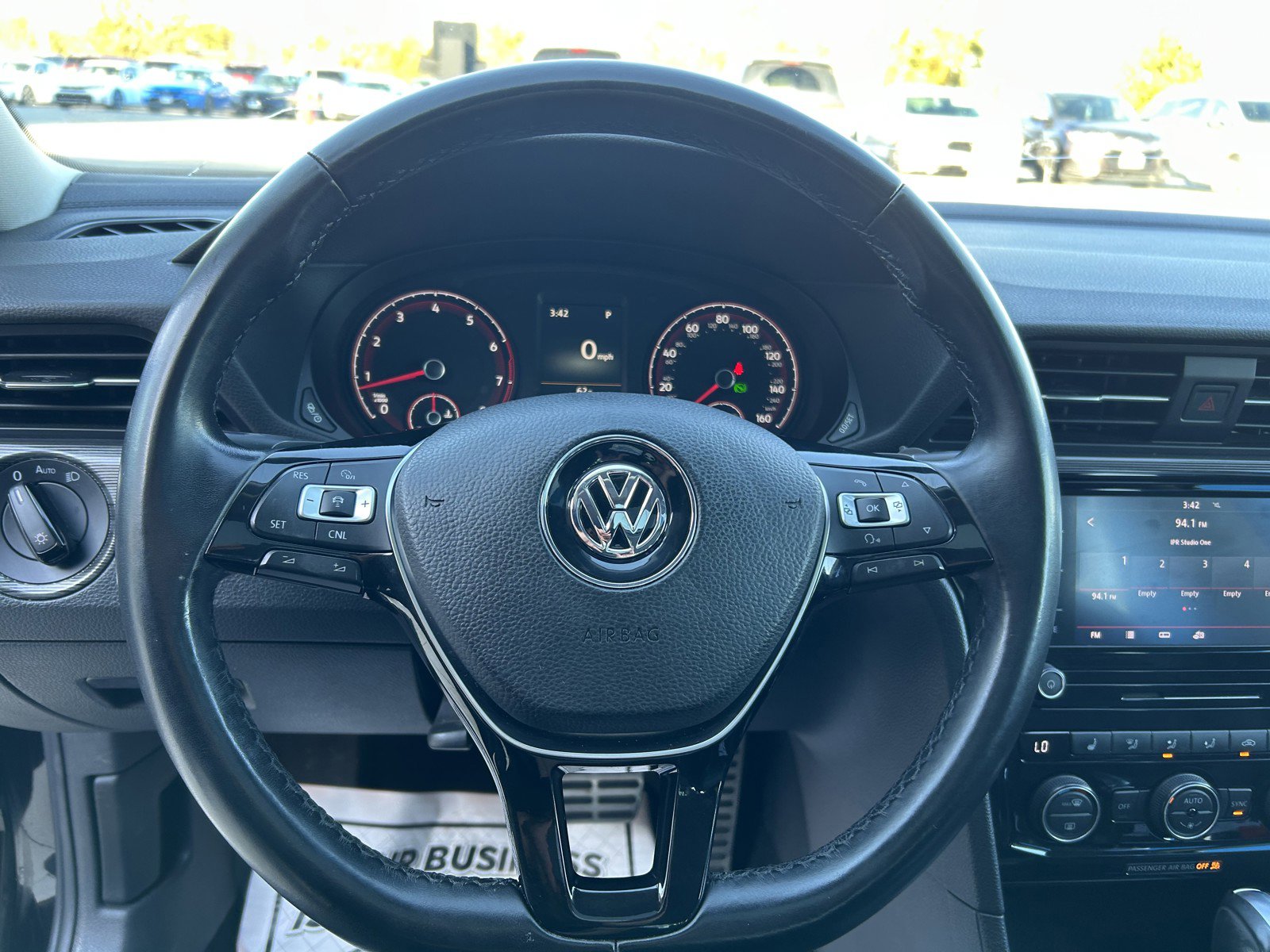 Used 2020 Volkswagen Passat 2.0T R-Line image 21