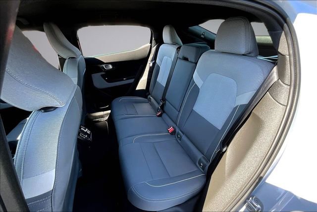 Used 2022 Polestar Polestar 2 image 21