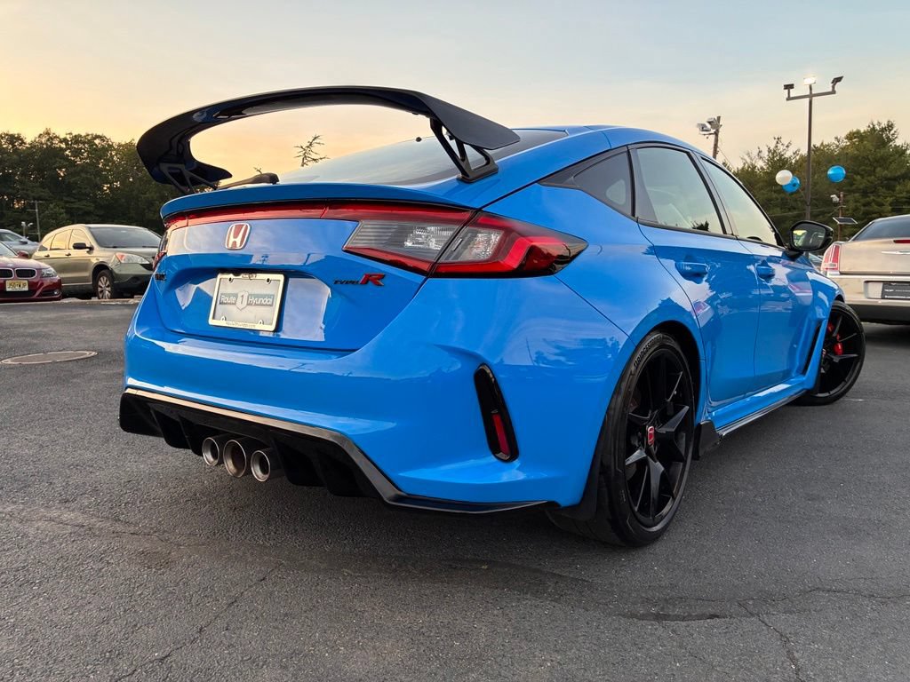 Used 2023 Honda Civic Type R image 13