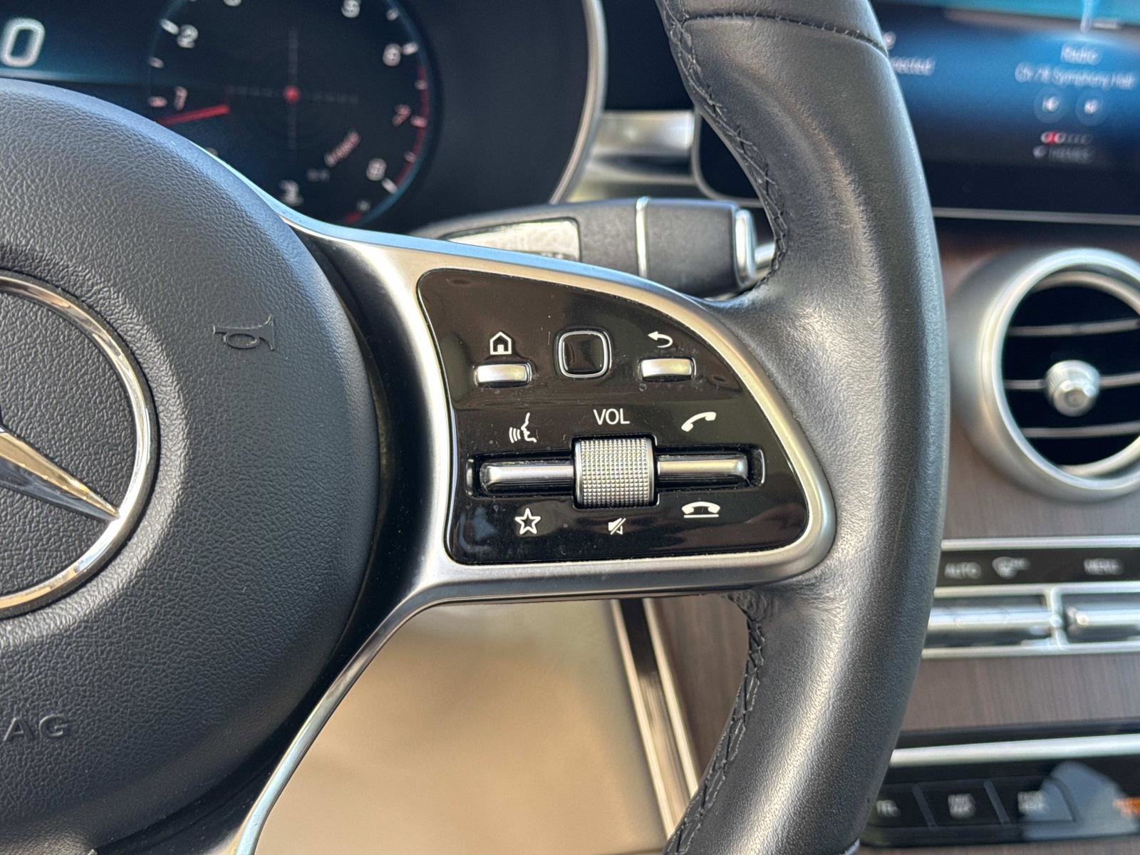 Used 2020 Mercedes-Benz GLC 300 image 31