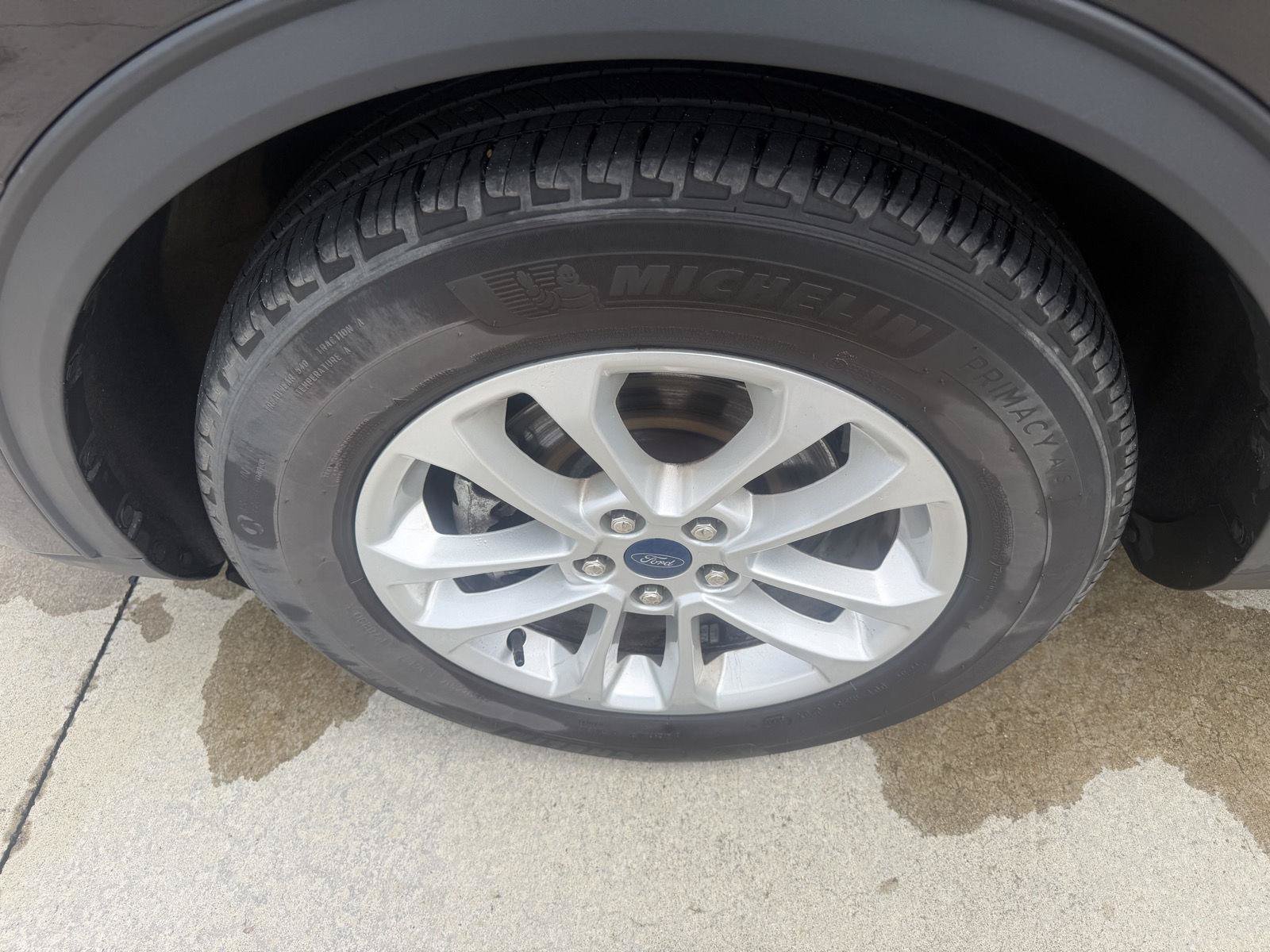 Used 2022 Ford Escape SE w/ Cold Weather Package FWD image 30